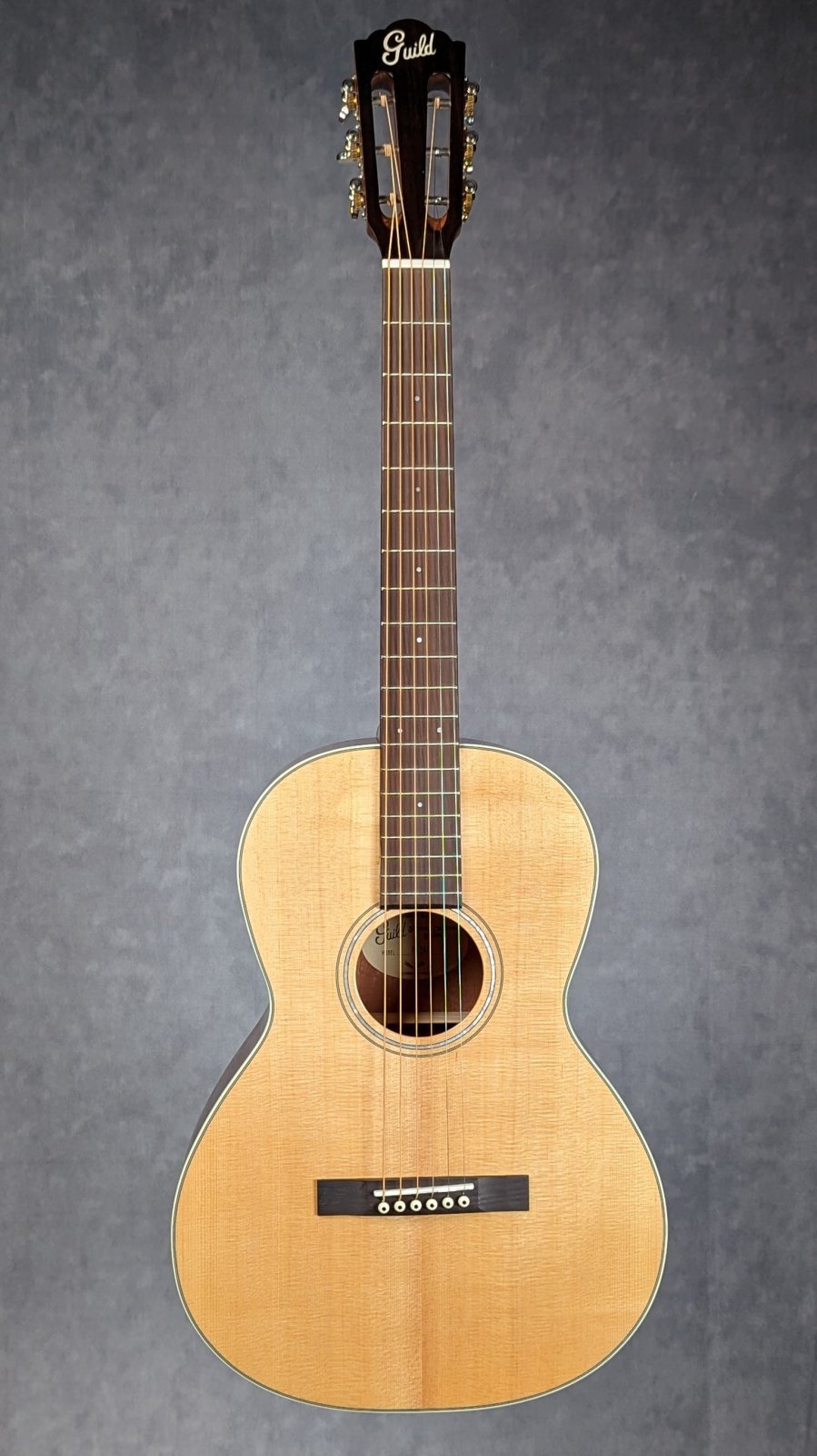 ギター GUILD P-240 MEMOIR Guild P-240 Memoir Parlor Acoustic Guitar Natural | Guitar