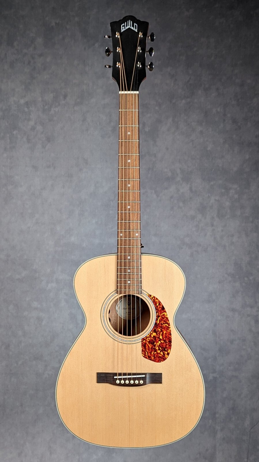 Guild M-240E Concert w/ Fishman GT-1 Preamp - 614252347549