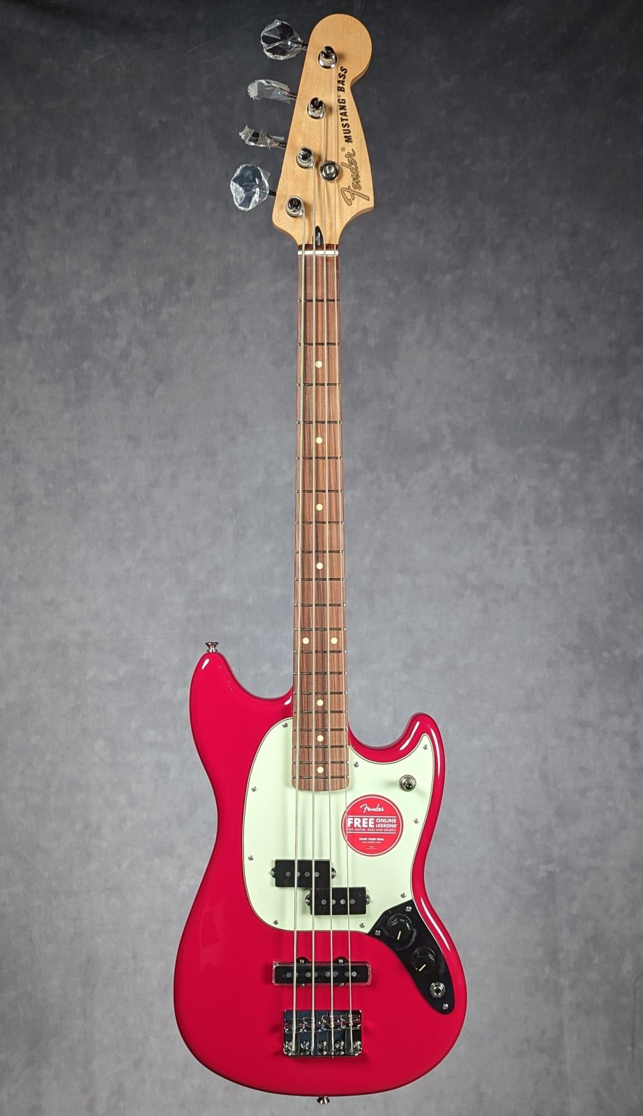 【美品】Fender Player Mustang Bass PJ 0140490518_fen_ins_frt_1_rr.