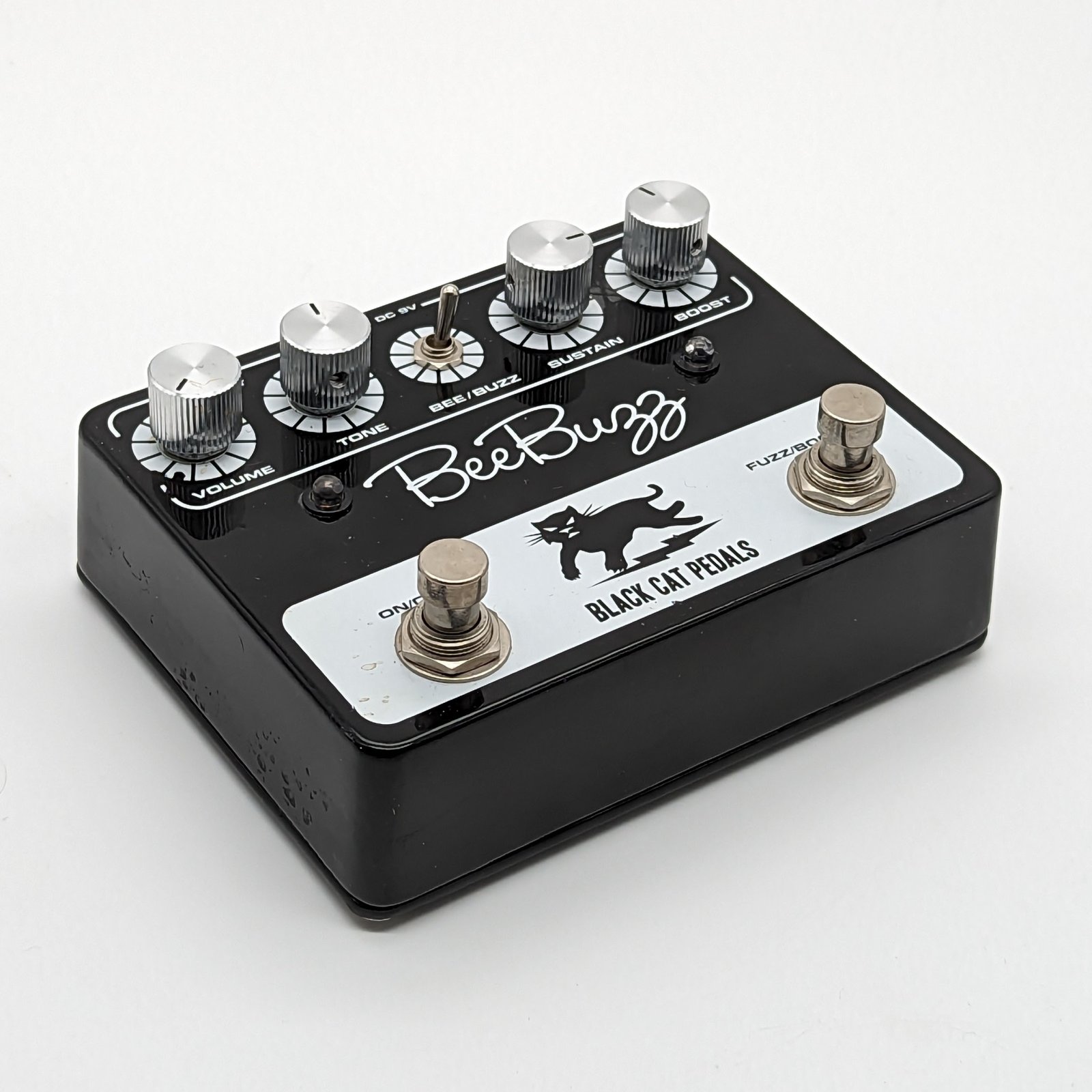 その他 BLACK CATS Black Cat Pedals Announces the N-Fuzz - Premier Guitar