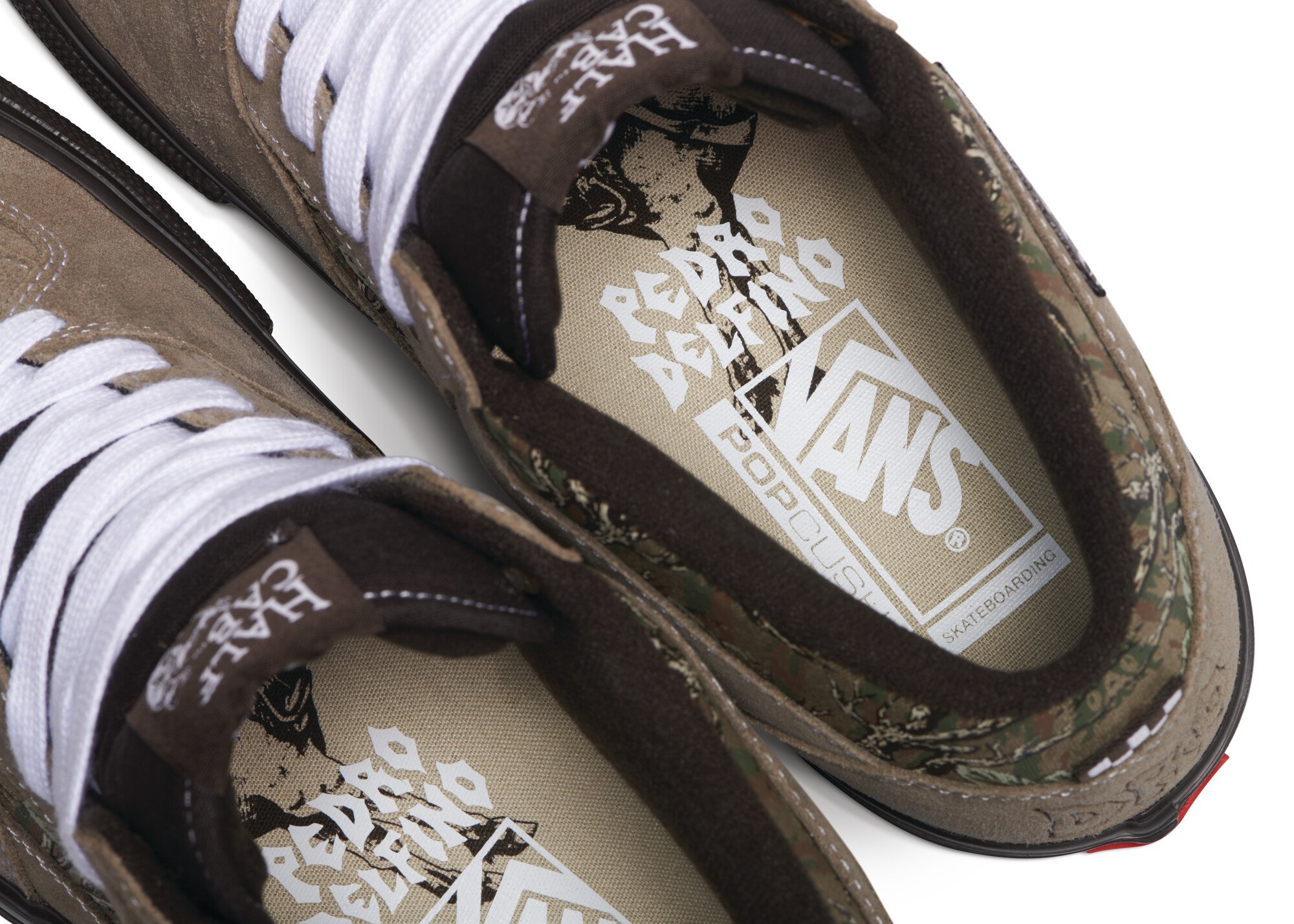 靴 VANS Half Cab x pedro delfino PRODUCTS] VANS - PEDRO DELFINO SKATE HALF CAB | VHSMAG